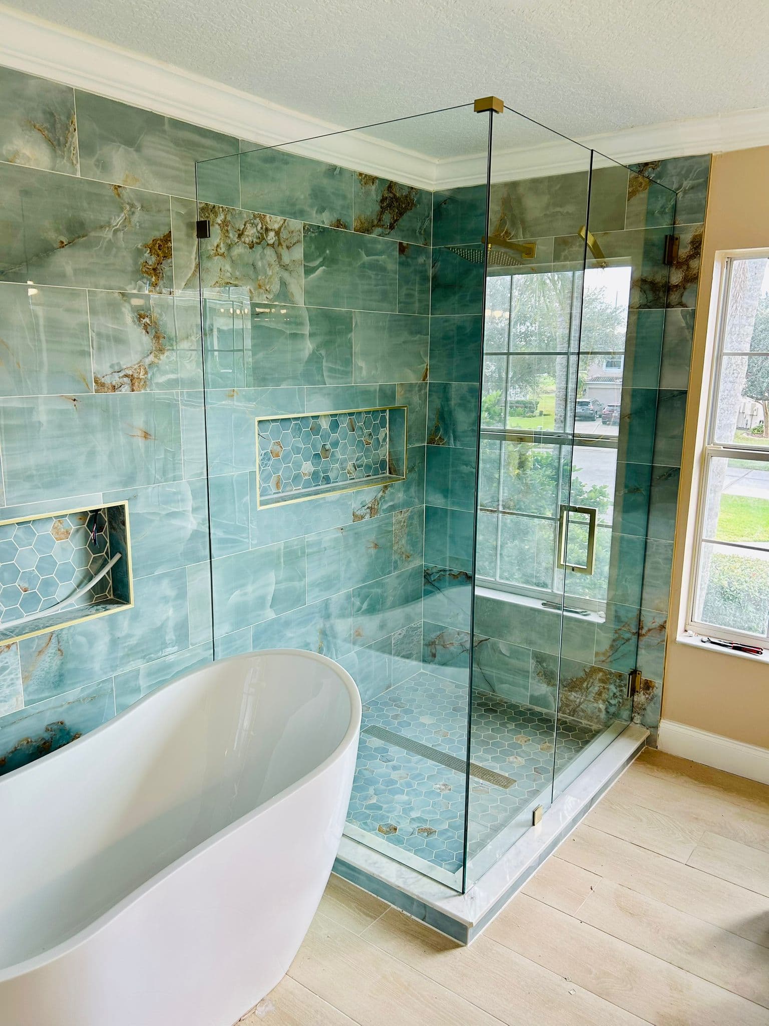 Frameless Shower Design